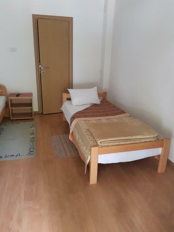 Sobe Gmitrovic Hotel Rtanj Bagian luar foto