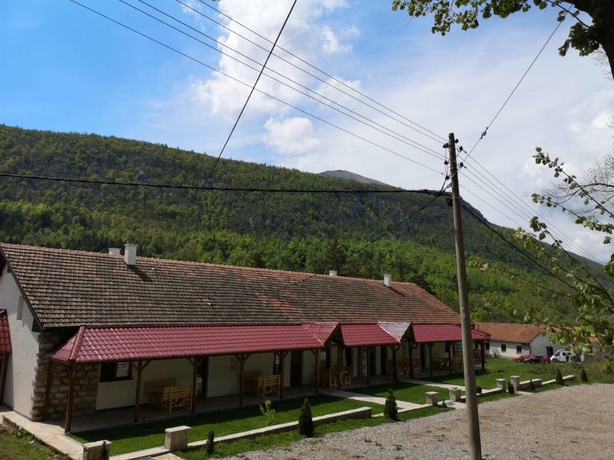 Sobe Gmitrovic Hotel Rtanj Bagian luar foto